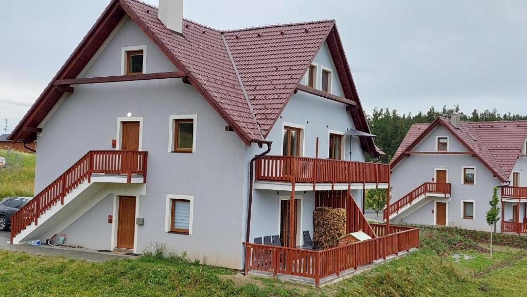 Apartman U Sedmikrasky Vaclavov u Bruntalu Bagian luar foto